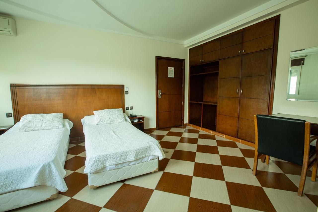 Motel Gzenaya Танжер Екстериор снимка